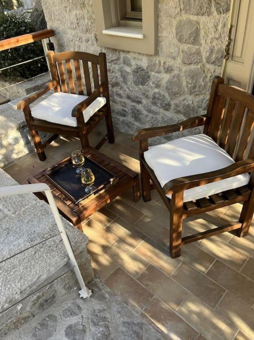 Elia Junior Suite In Epidavros With Shared Pool Nea Epidavros Exterior photo