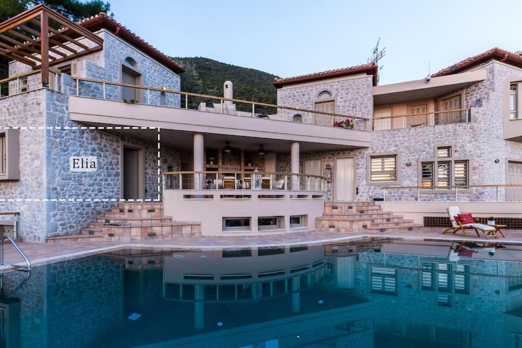 Elia Junior Suite In Epidavros With Shared Pool Nea Epidavros Exterior photo